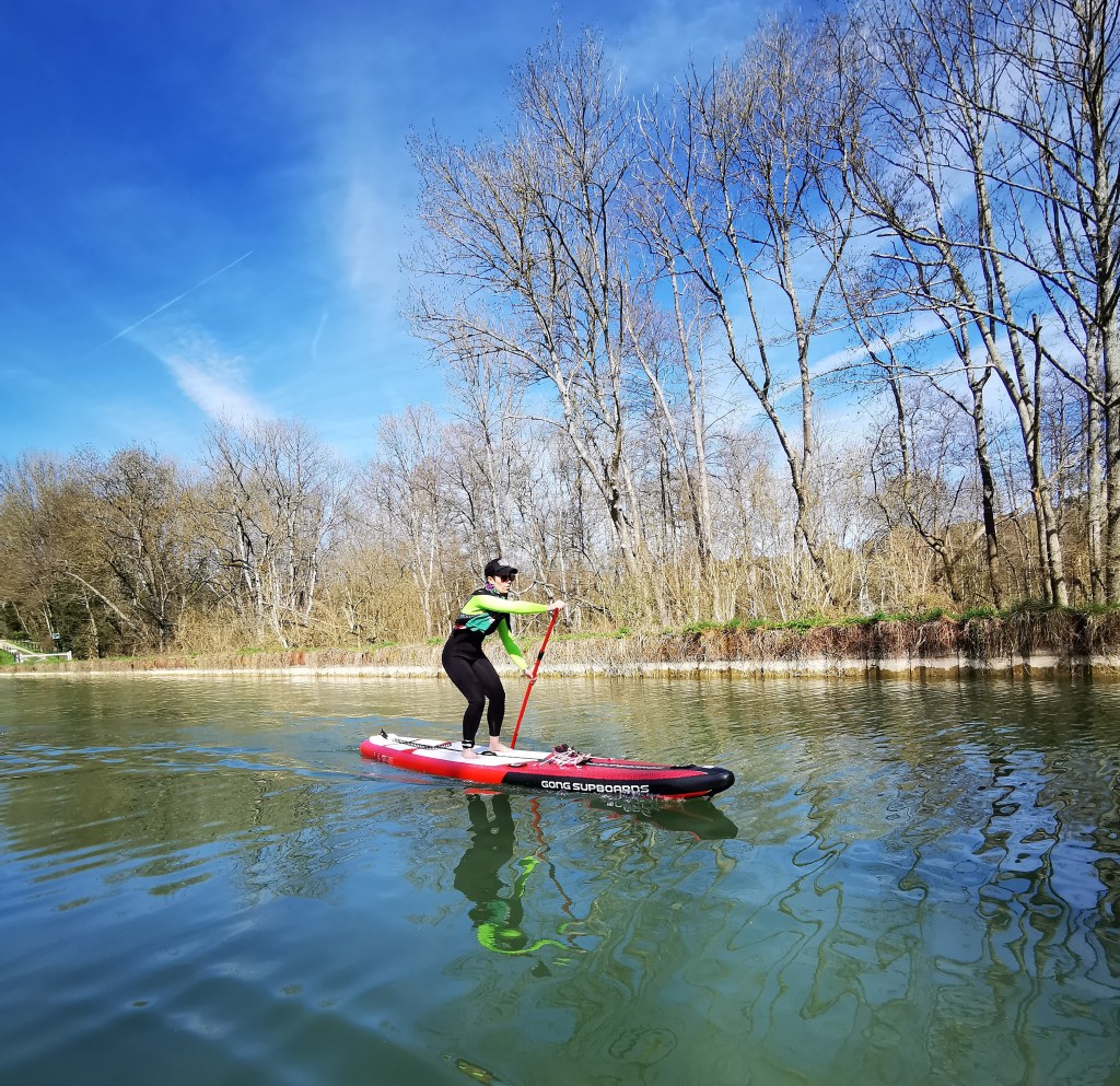 Le Canal du Loing, près de Nemours en Seine-et-Marne, idéal pour s'entraîner. 