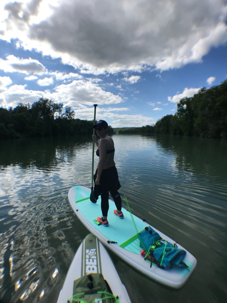 En paddle sur la Seine, en Seine-et-Marne.