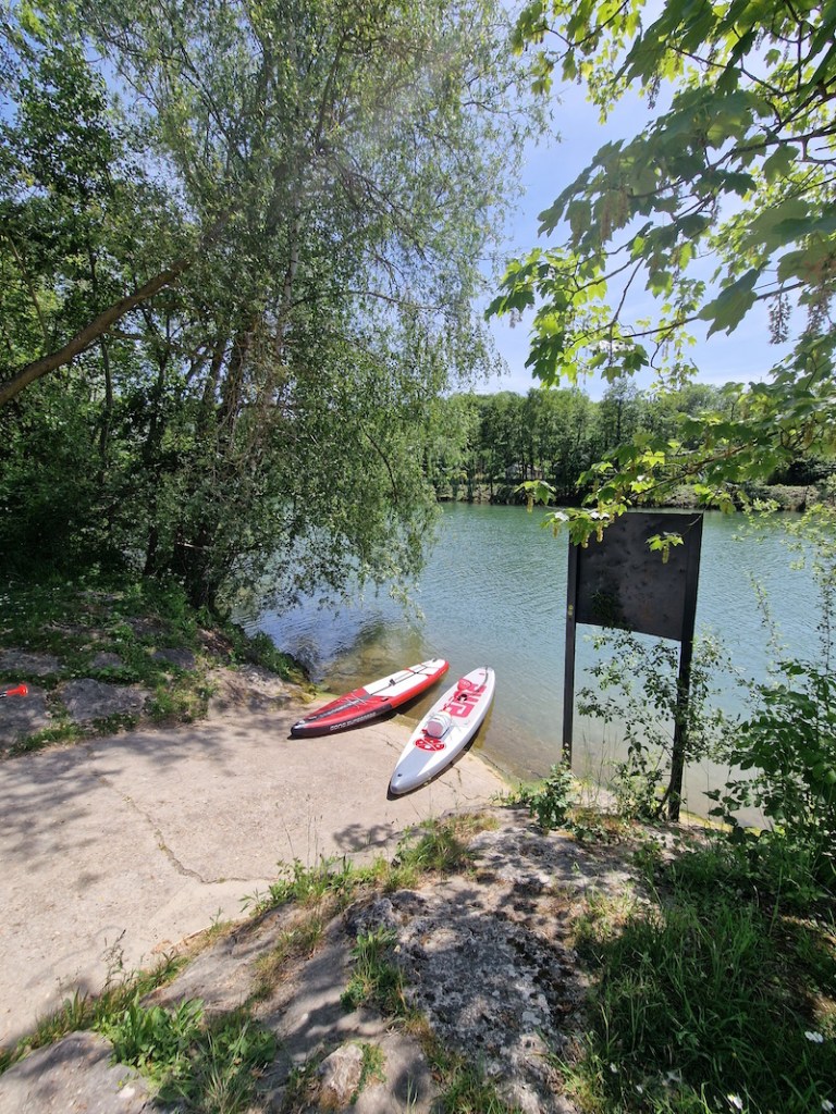Cale de mise à l'eau pour paddle à Auvers-sur-Oise.
